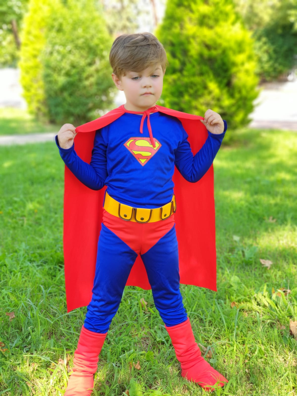 Erkek Çocuk Superman Kostümü - Pelerinli Süper Kahraman Doğum Günü ve Partisi Kostüm Seti