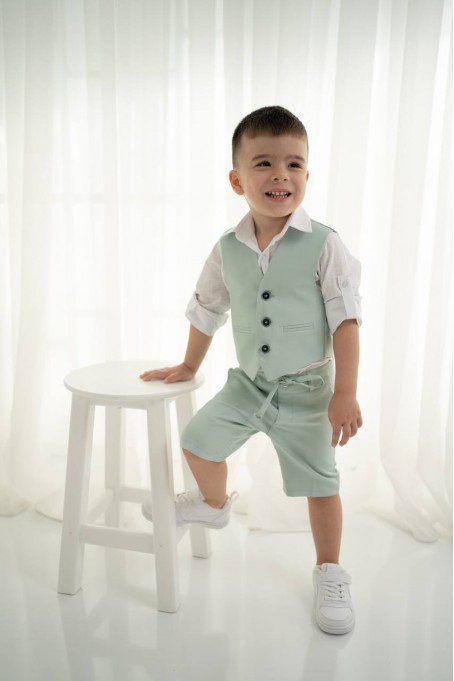 Mint Yeşili Erkek Çocuk 3’lü Takım – Yelek, Şort ve Gömlek Mint Yeşili Erkek Çocuk 3’lü Takım – Yelek, Şort ve Gömlek